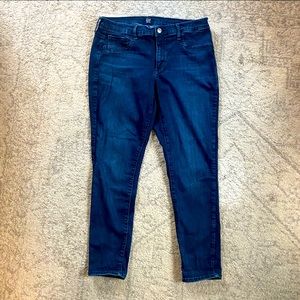 Gap favorite jegging